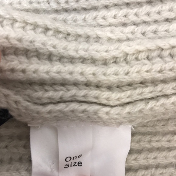 NWOT J.CREW Collection 100% Cashmere Beanie - Picture 4 of 7